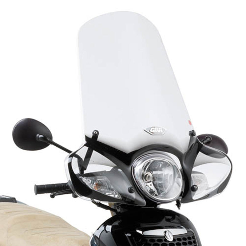 CLEAR WINDSHIELD SCARABEO 125/200 09-11 (53X70CM)