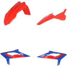PLASTIC KIT BETA RED BLUE