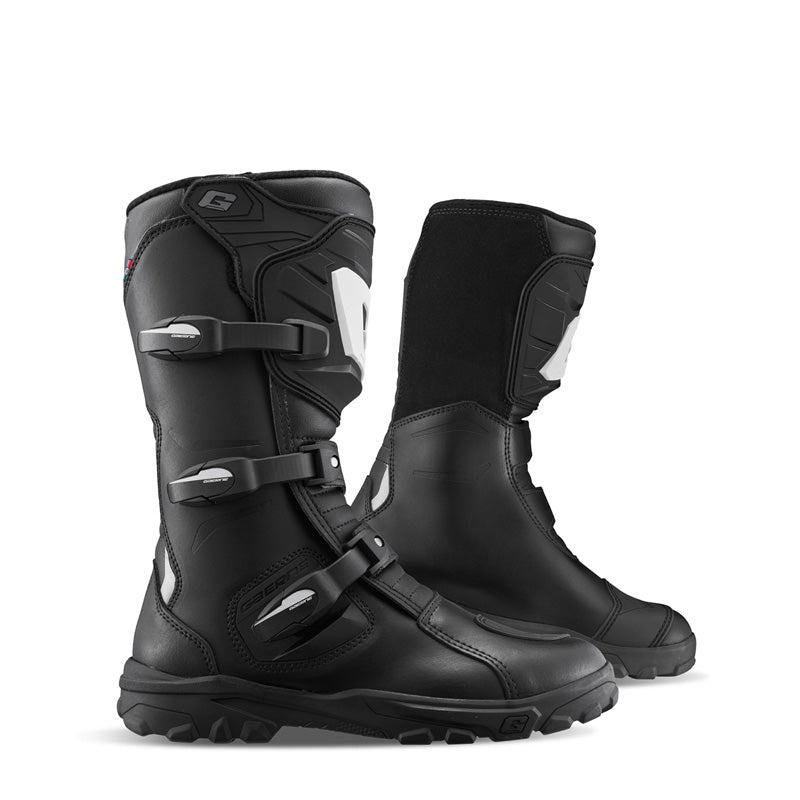 G.ADVENTURE AQUATECH BOOTS - BLACK (44)