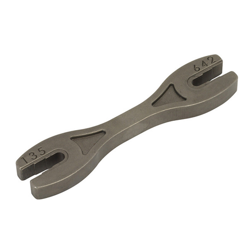 UNIVERSAL NIPPLE WRENCH.