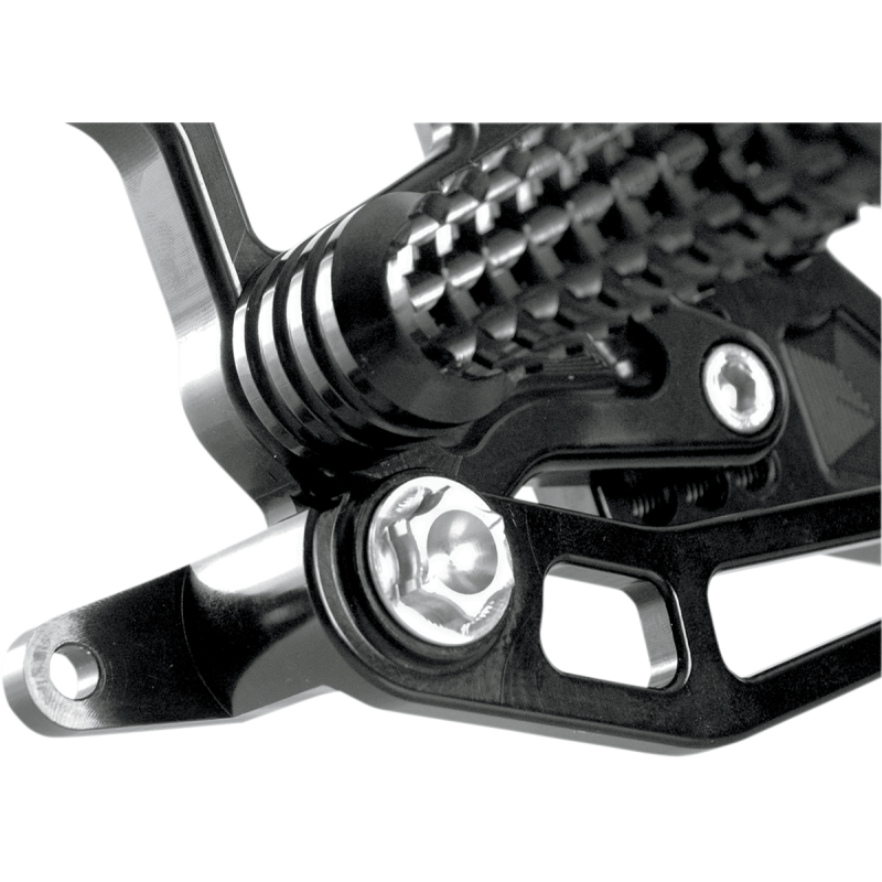 09-16 GSXR1000 REARSETS BLK V2