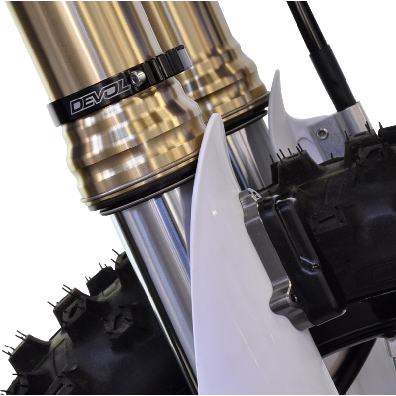 X-SHOT HOLESHOT SYSTEM