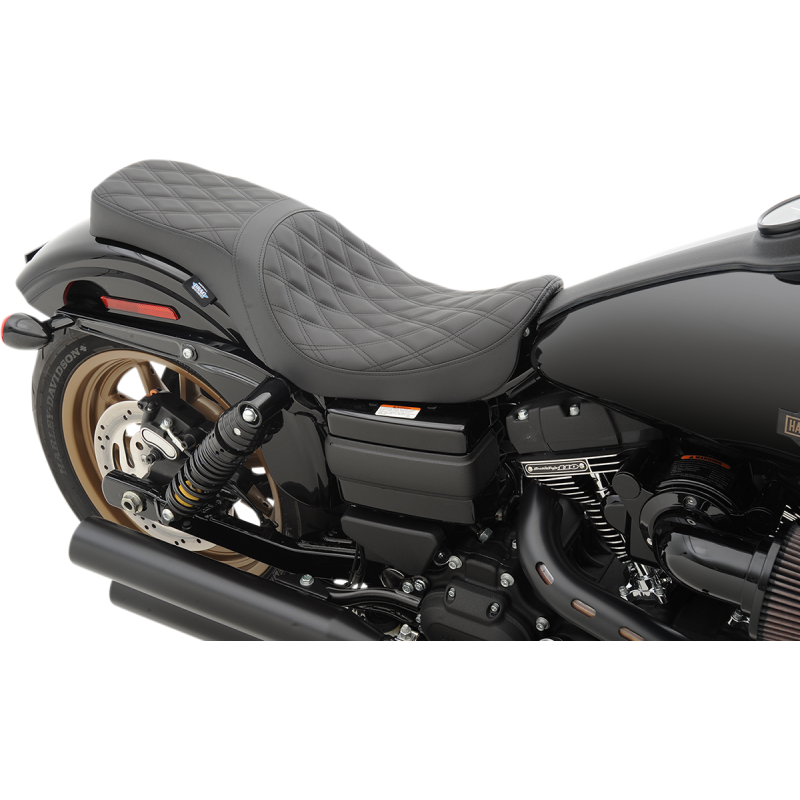 06-17 FXD SEAT PREDATOR 2UP DIAM