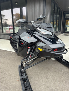 2022 Ski-Doo MXZ XRS 600 ETEC