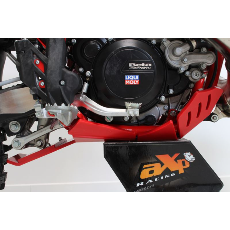 XTR SKIDPLATE 8MM BET 250-RR-300RR RED