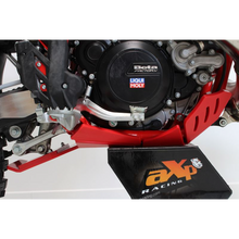XTR SKIDPLATE 8MM BET 250-RR-300RR RED